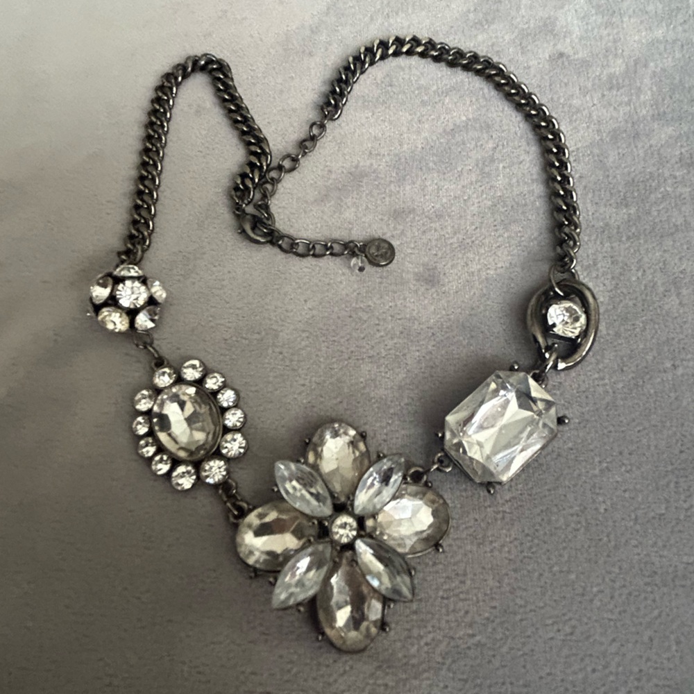 Beautiful Black Plated Metal Faux Rhinestone Bead Necklace Black White Contrast